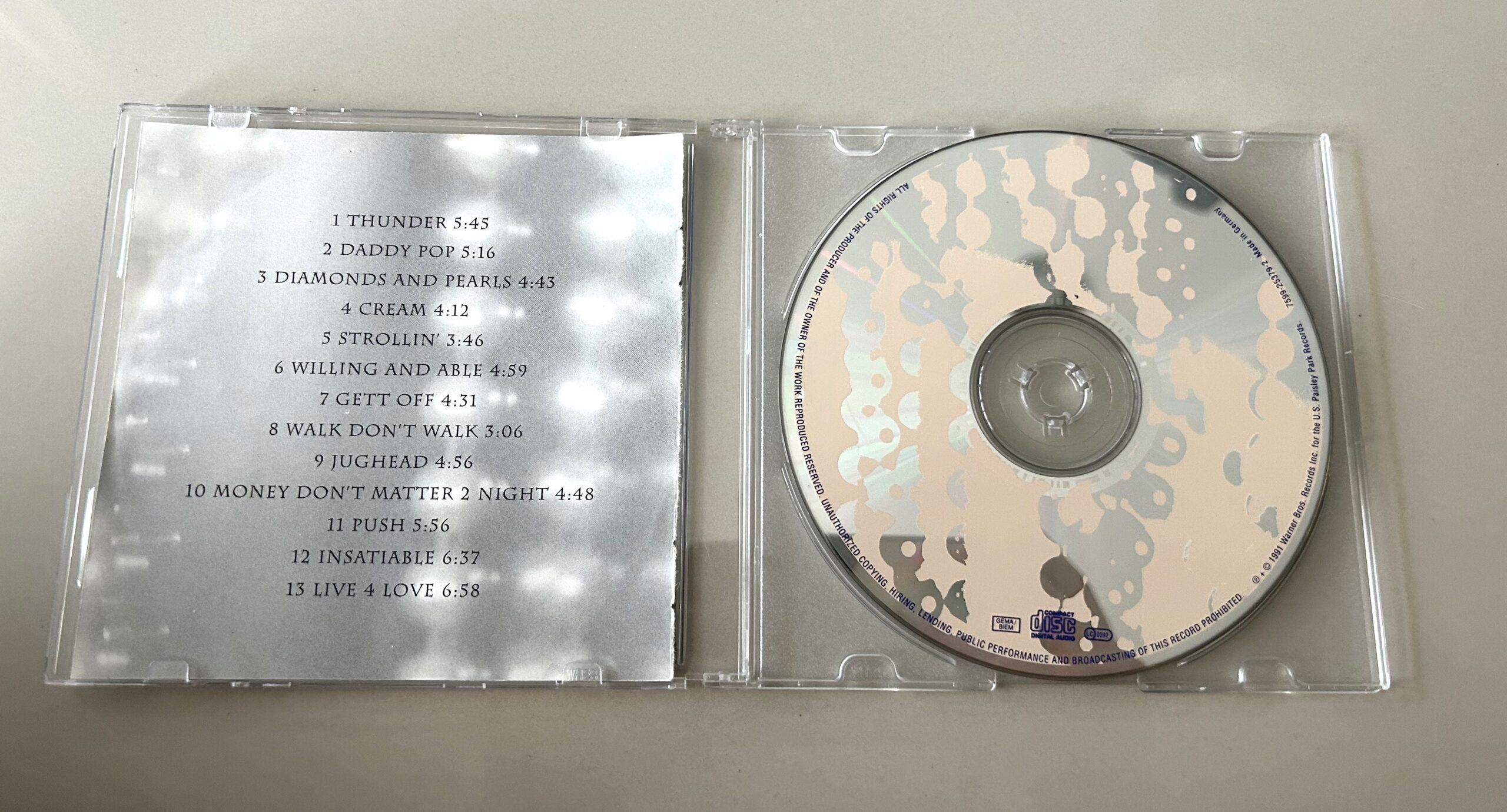 Prince & The New Power Generation – Diamonds And Pearls - Image 2